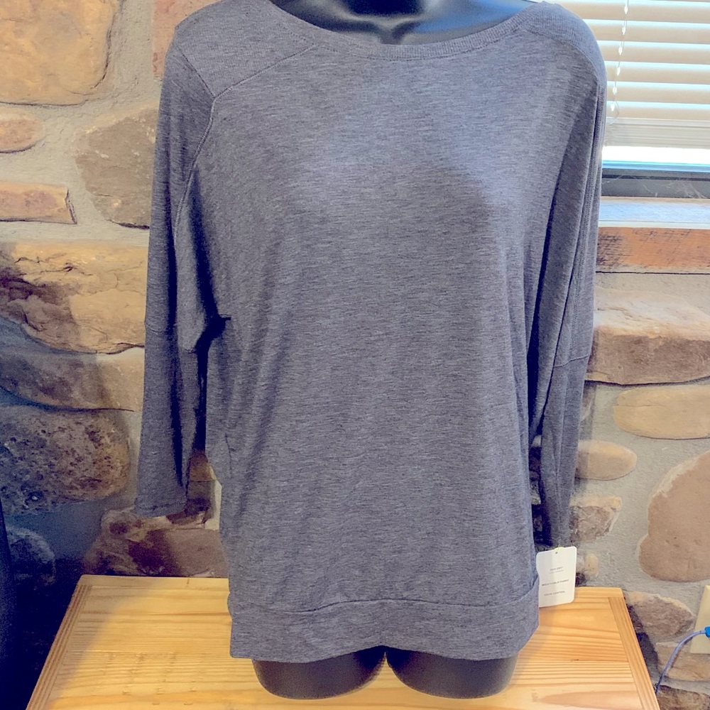 NWT Champion, Long Sleeved, Gray Tee - Size Large